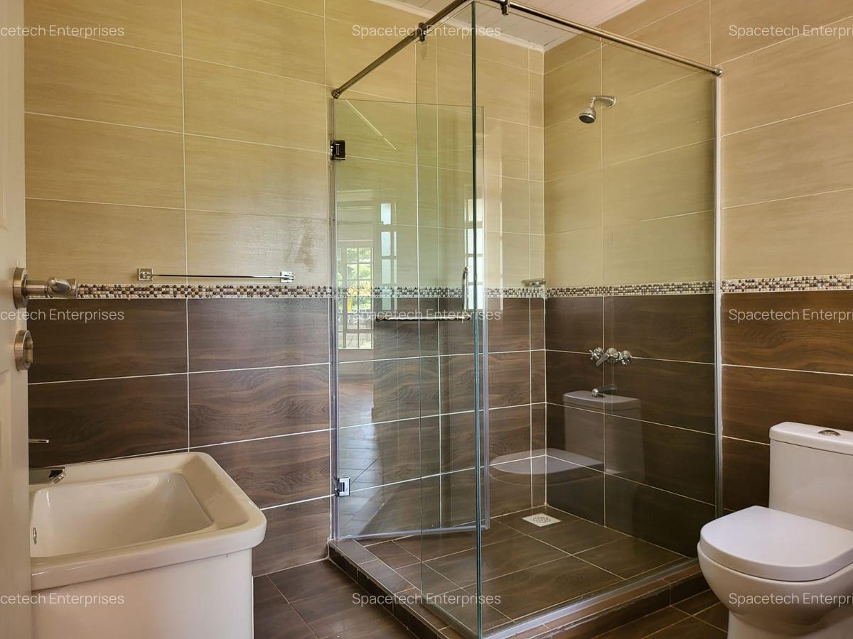 4 Bed House with En Suite in Gigiri - 13