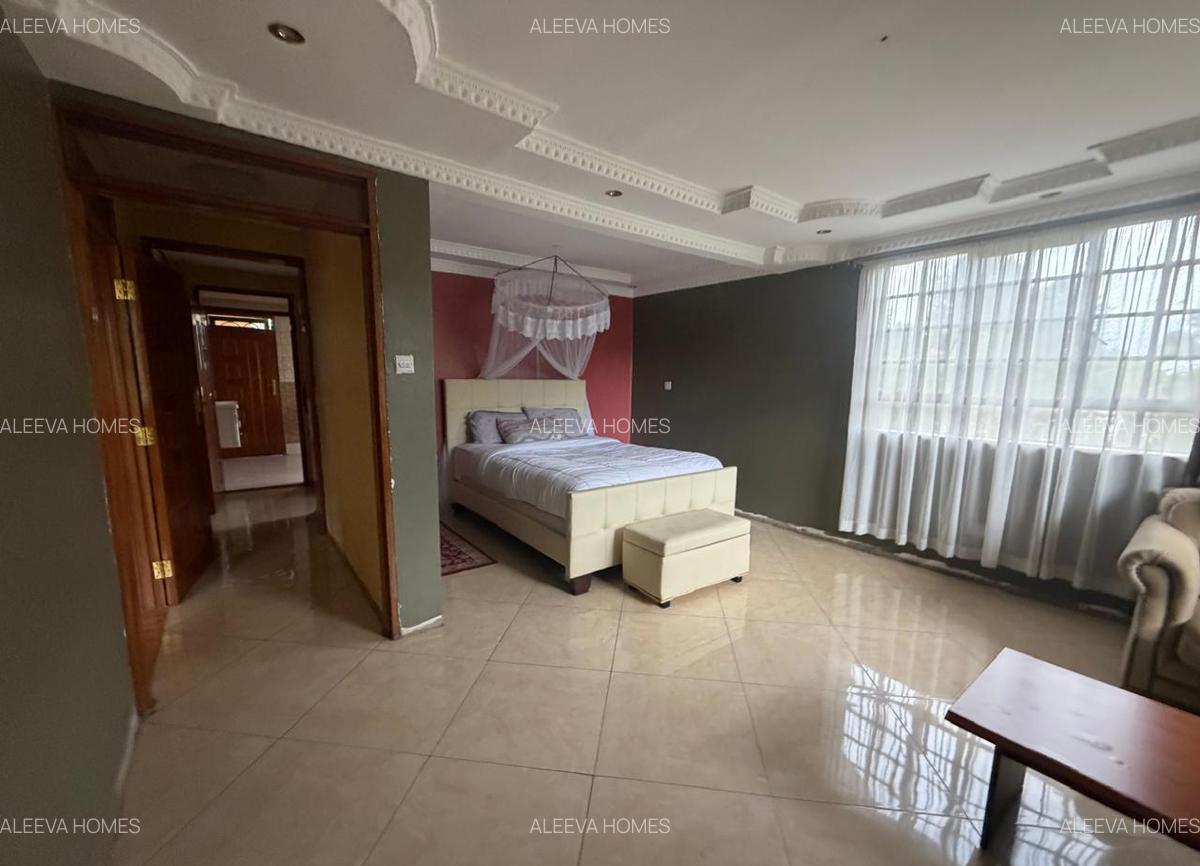 4 Bed House with En Suite in Karen - 10