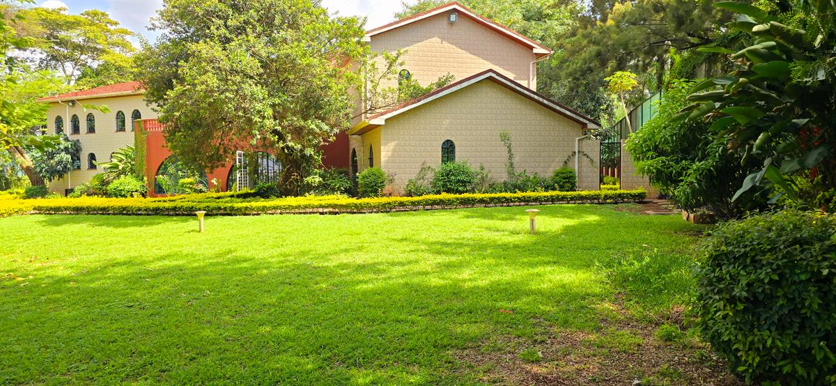 Commercial Property with Service Charge Included at Runda Grove - 8