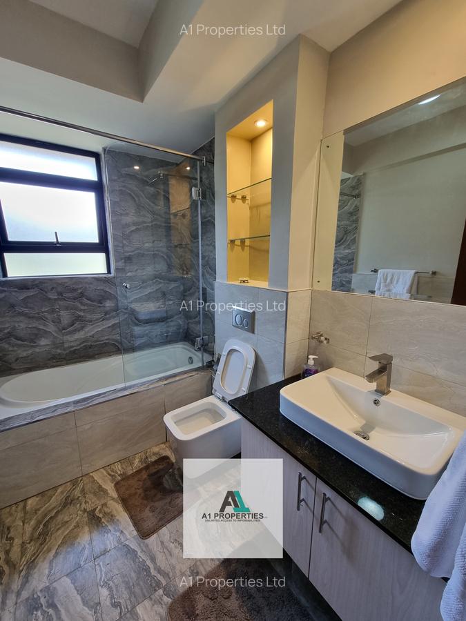 Furnished 4 Bed Apartment with En Suite in Riverside - 12