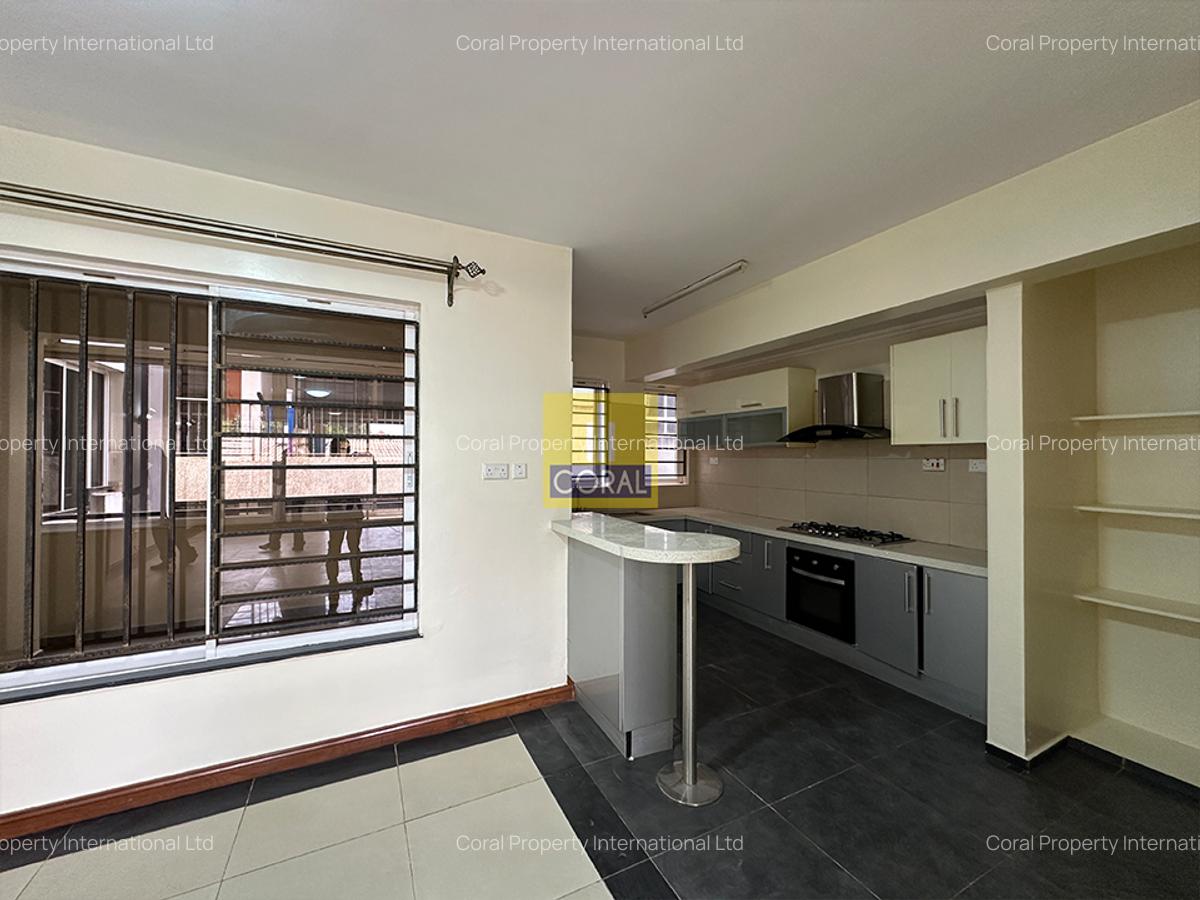 4 Bed Apartment in Parklands - 8