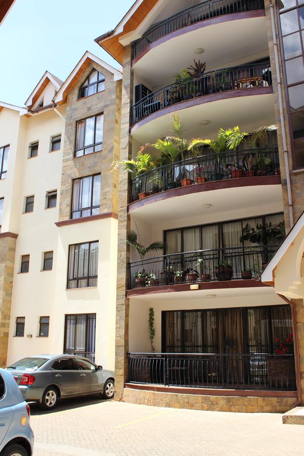 2 Bed Apartment with En Suite at Lavington - 1