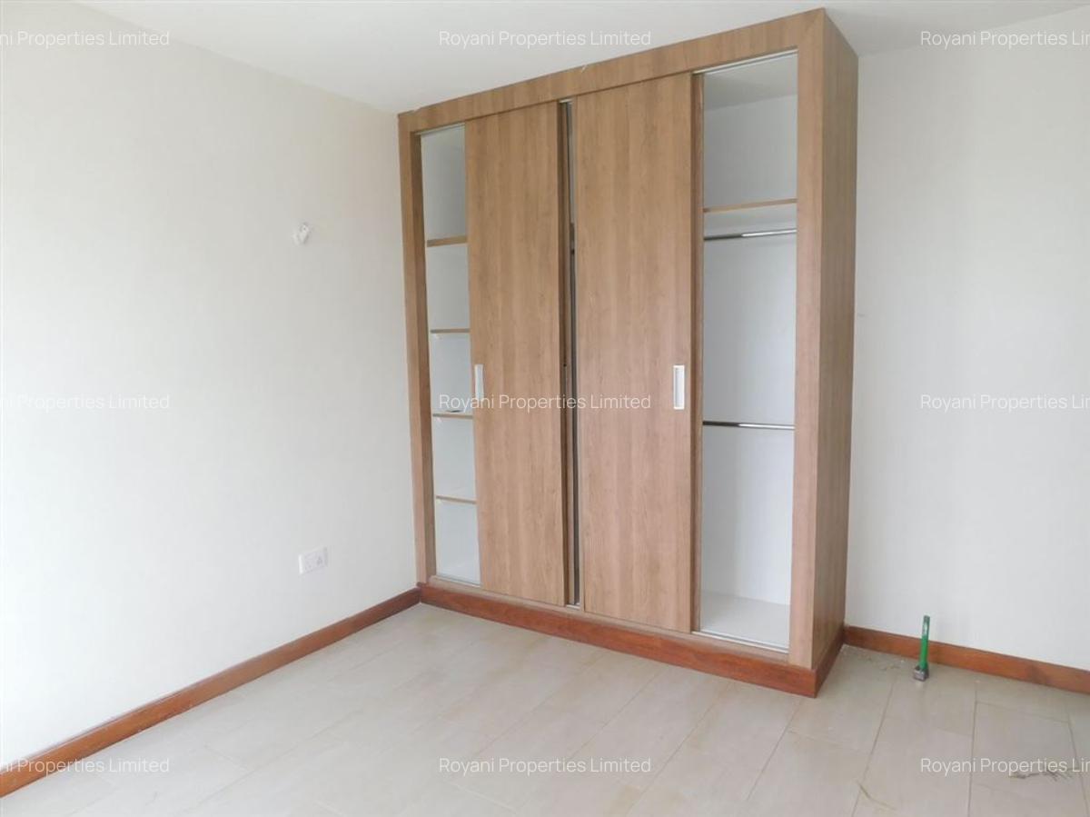 2 Bed Apartment with En Suite at Thindigua - 10