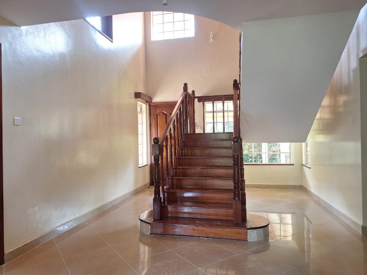 4 Bed House with En Suite in Runda - 19