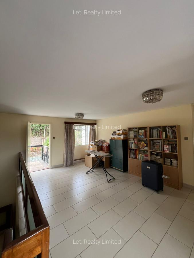 Commercial Property with Fibre Internet in Lavington - 12