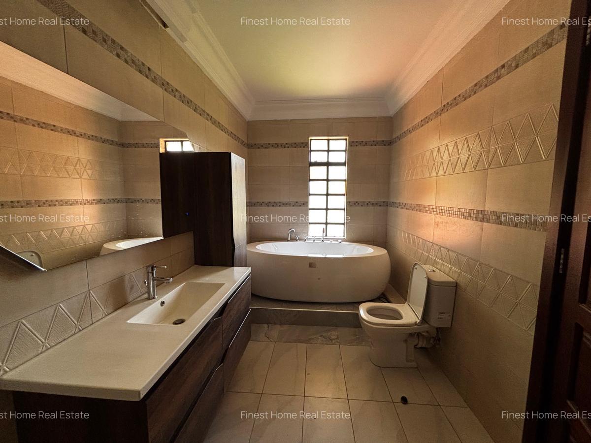 4 Bed Villa with En Suite at Mombasa Road - 10