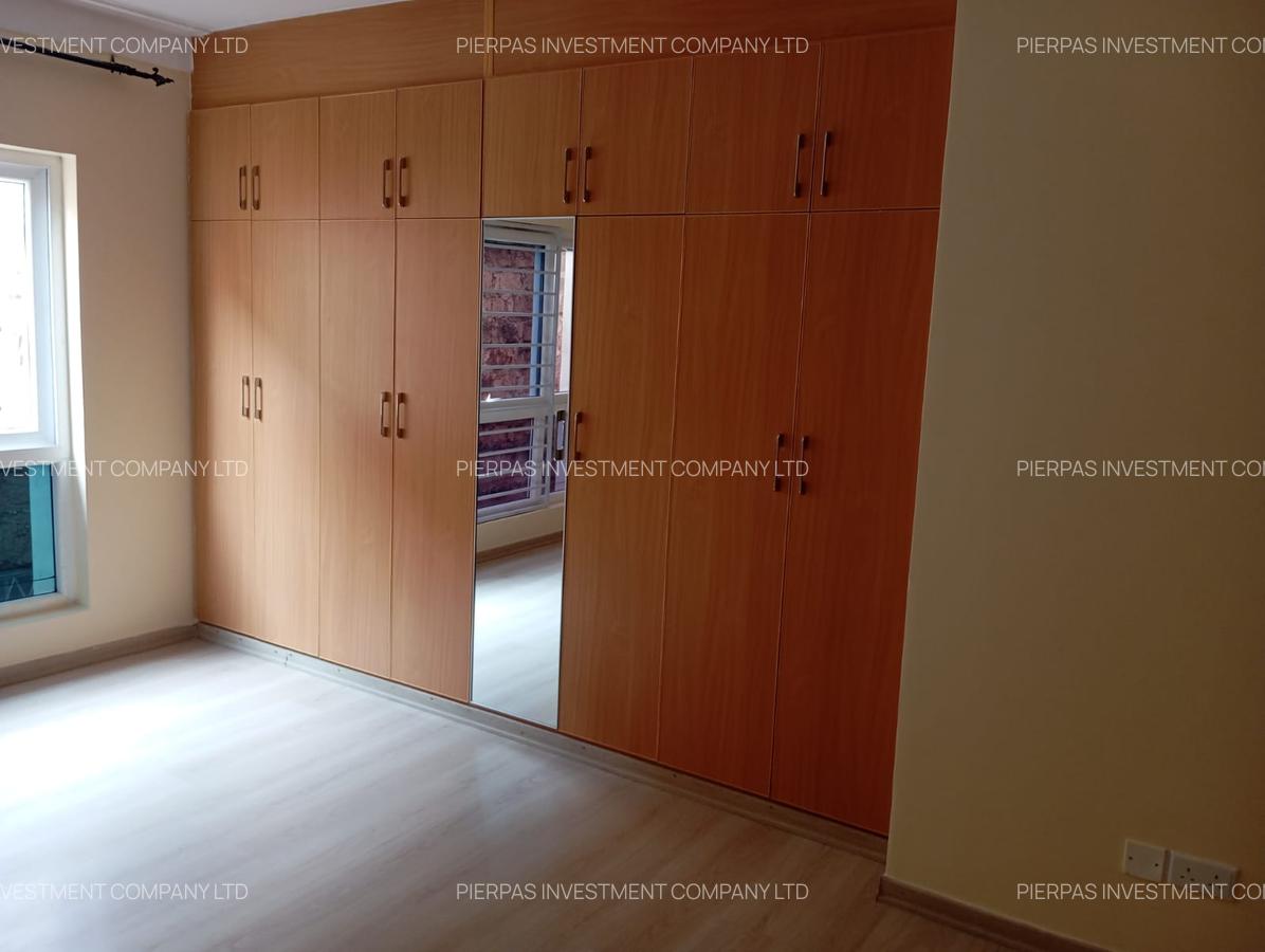 Serviced 3 Bed Apartment with En Suite in Westlands Area - 4