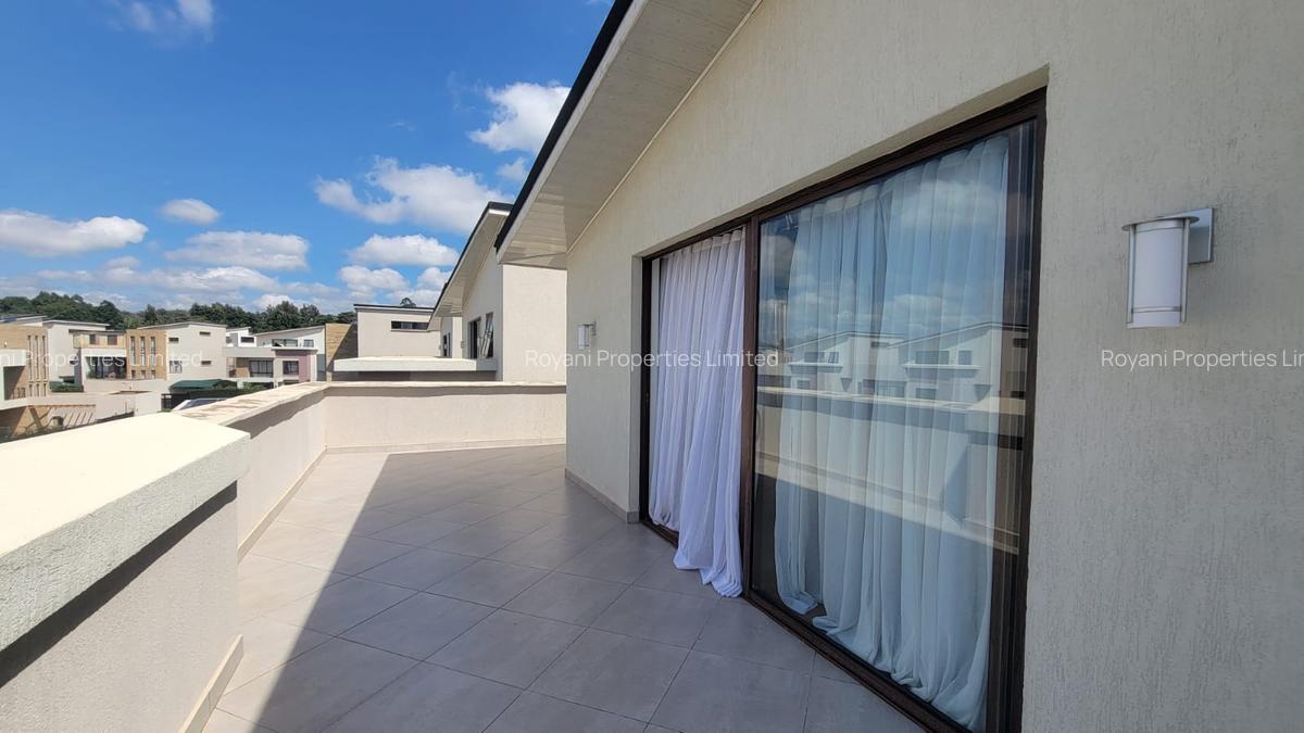 4 Bed House with En Suite in Runda - 18