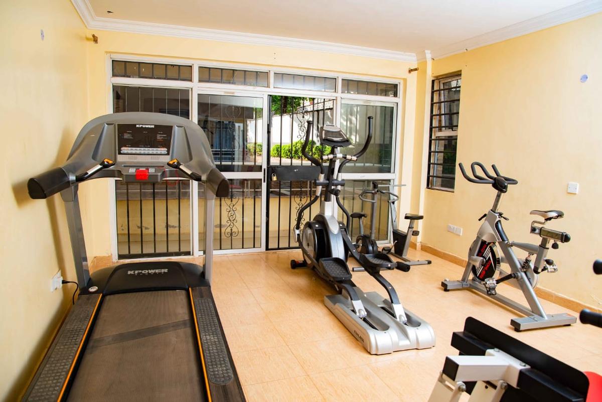 Serviced 3 Bed Apartment with Gym in Westlands Area - 10