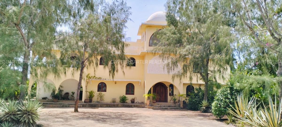 4 Bed Villa with En Suite in Watamu - 15