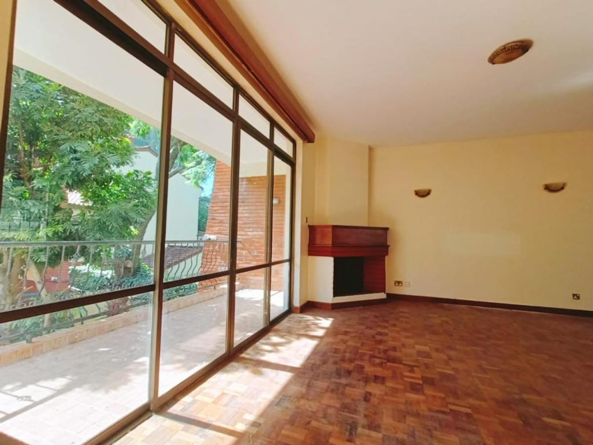 4 Bed Townhouse with En Suite in Kileleshwa - 19