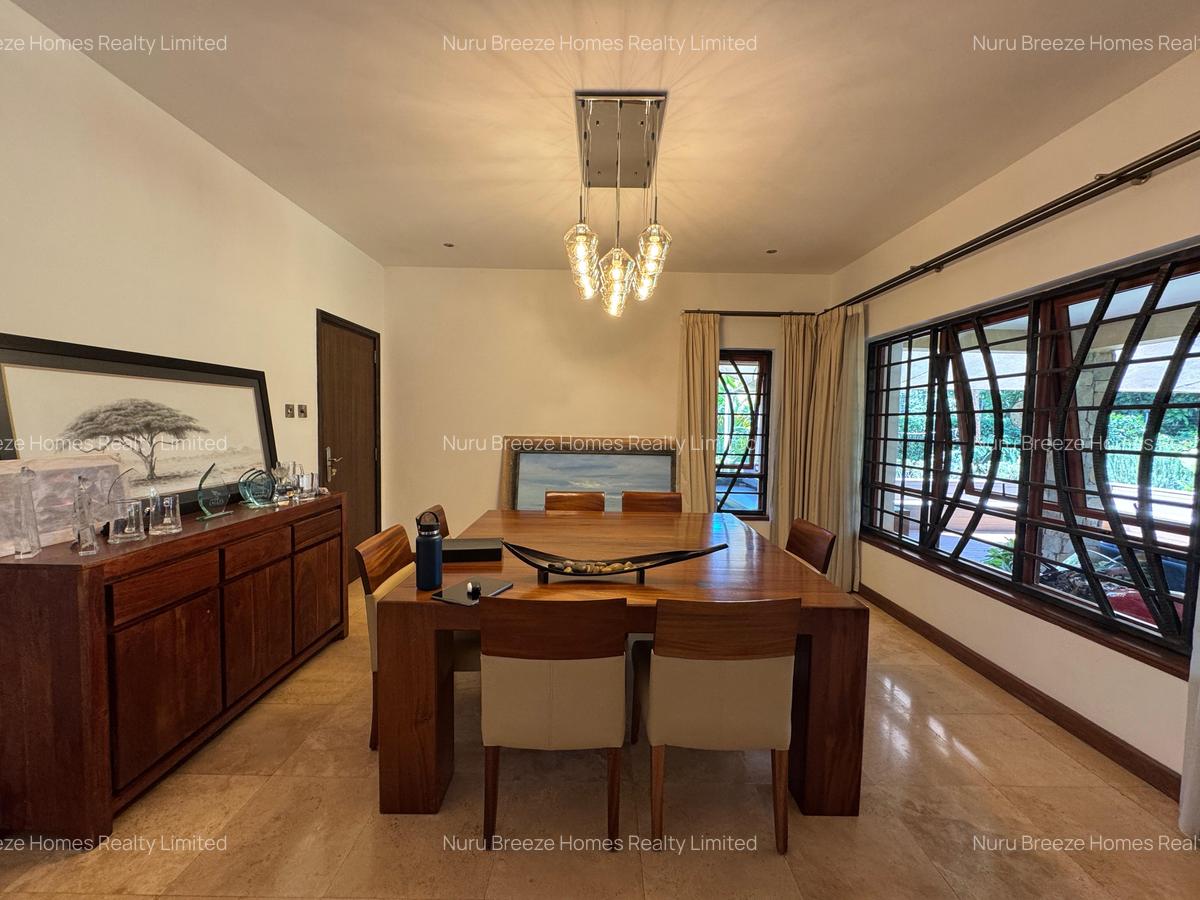 5 Bed Townhouse with En Suite in Runda - 19