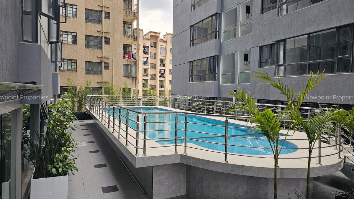 2 Bed Apartment with En Suite in Lavington - 1