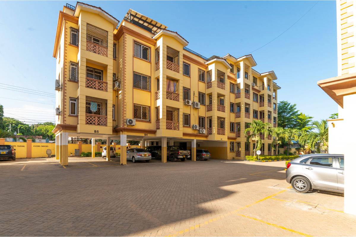 3 Bed Apartment with En Suite in Nyali Area - 1