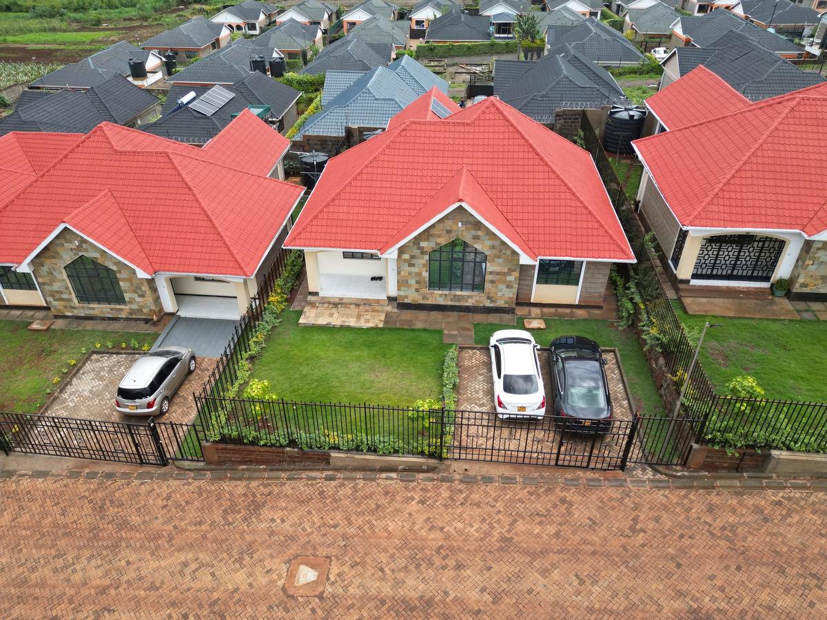 3 Bed Villa with En Suite at Kenyatta Rd - 3