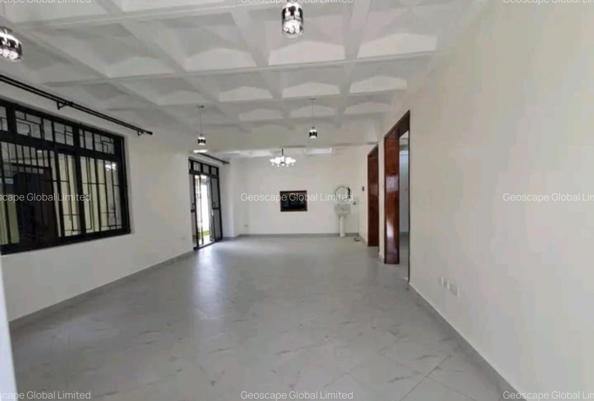 5 Bed Townhouse with En Suite in Syokimau - 4