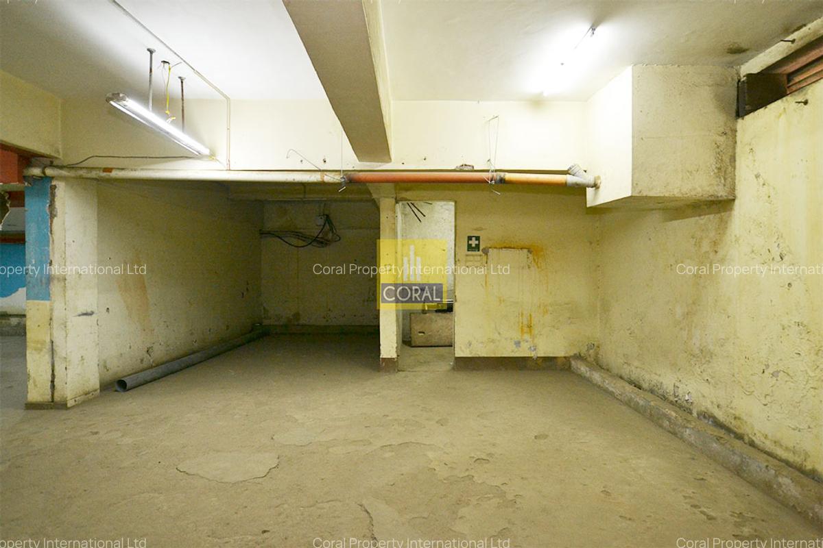 Office in Industrial Area - 4