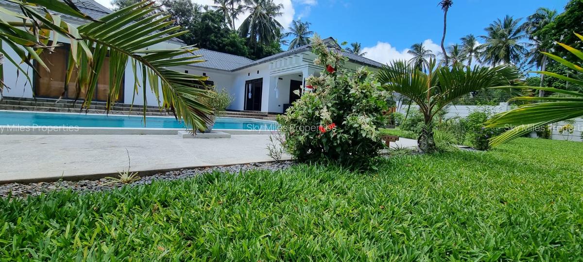 3 Bed Villa with En Suite at Mtwapa - 8