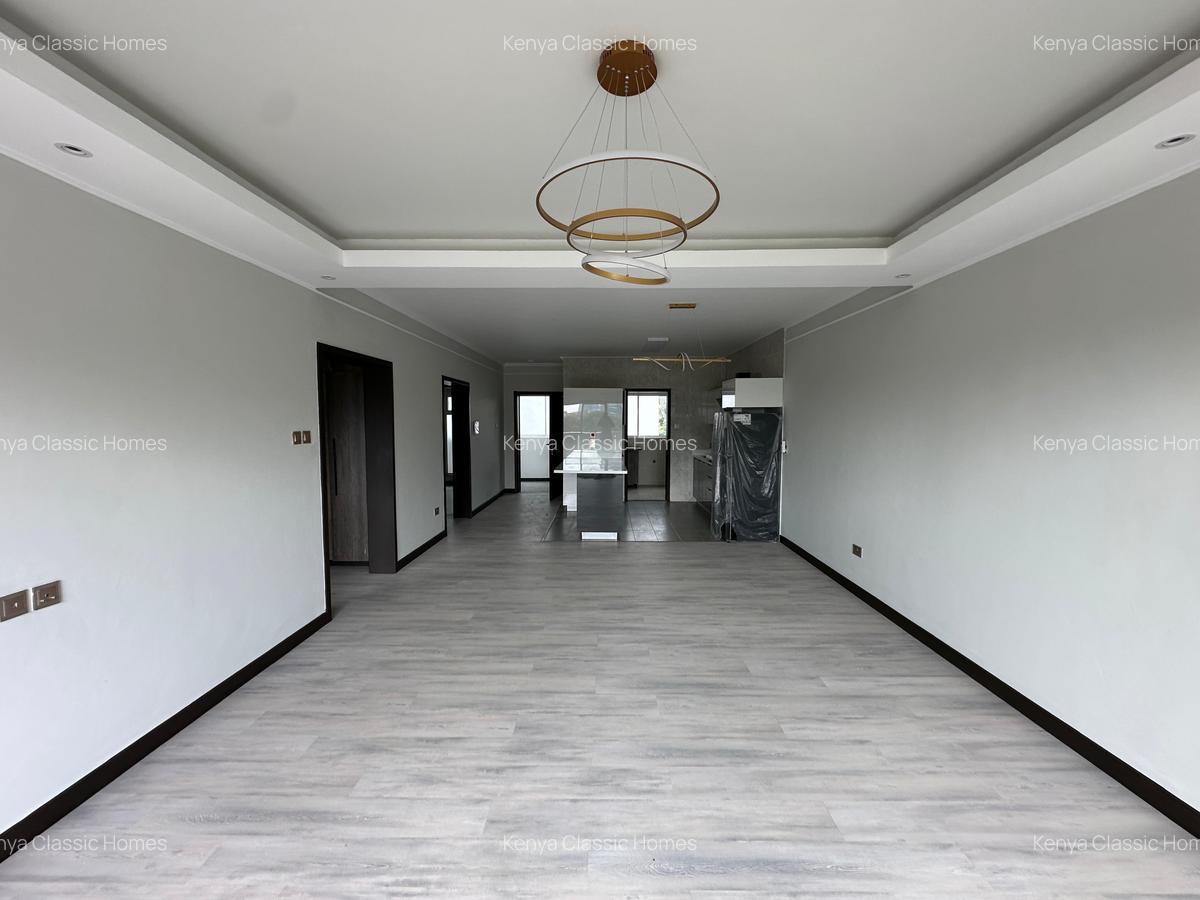 2 Bed Apartment with En Suite at Riverside - 2