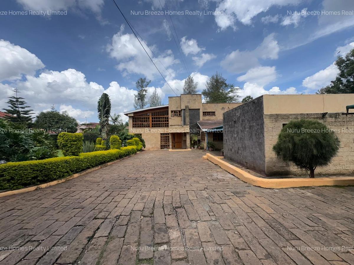4 Bed House with En Suite in Runda - 13