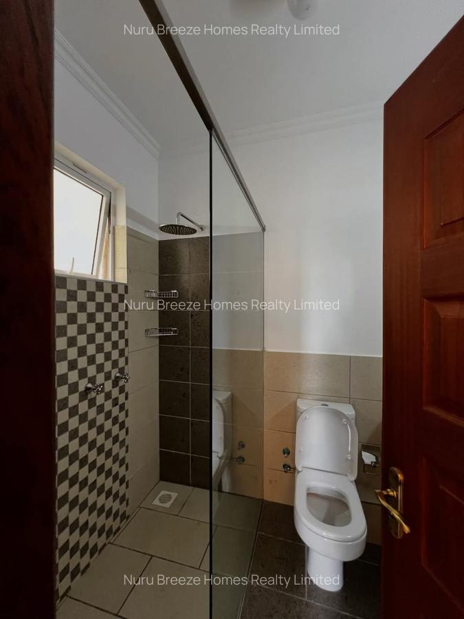 3 Bed Apartment with En Suite in Riverside - 19