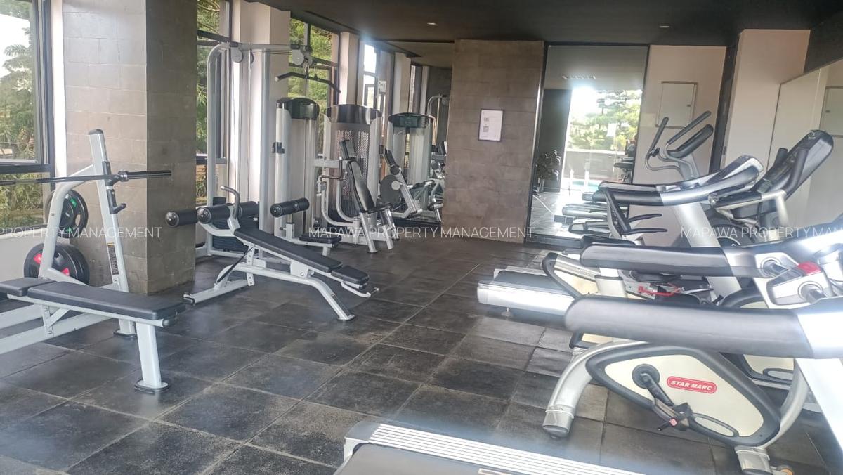 Serviced 3 Bed Apartment with En Suite in Brookside - 20