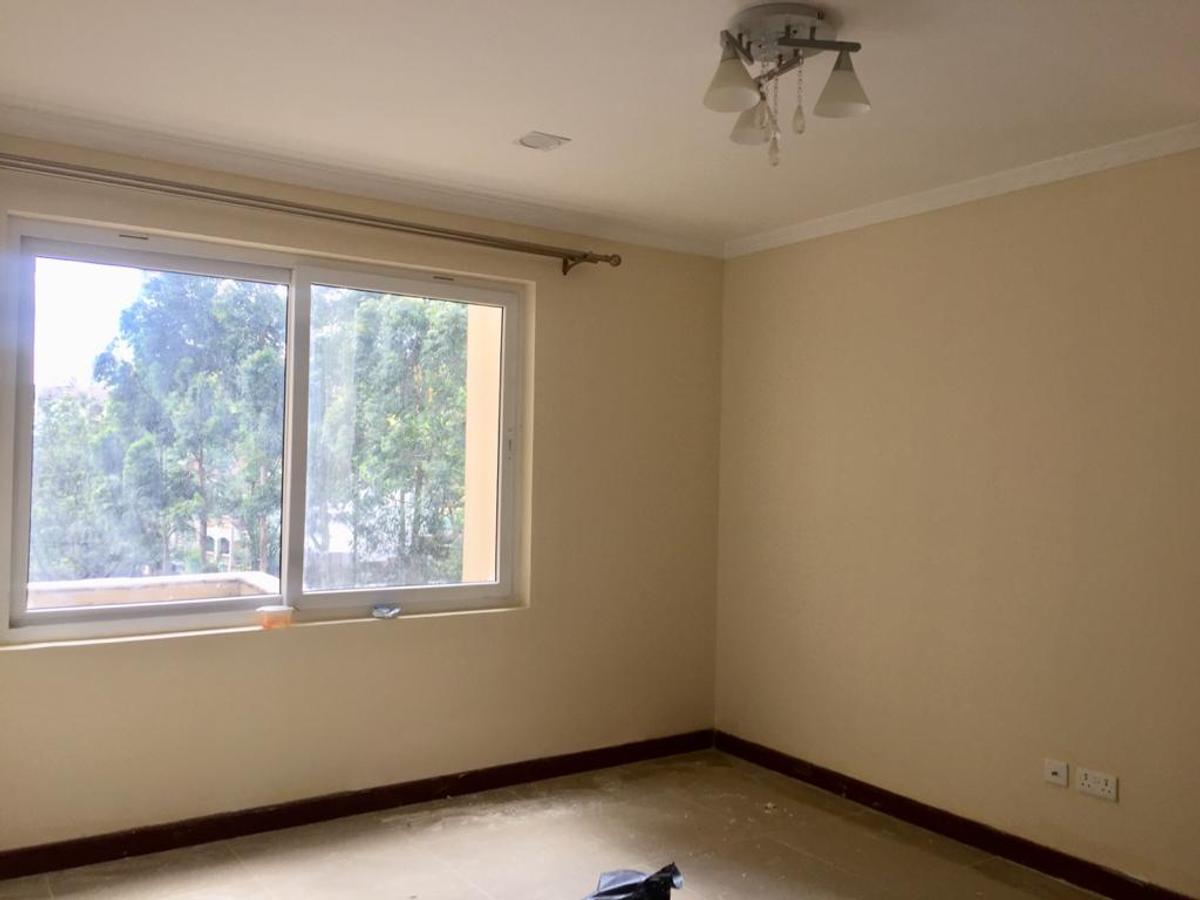 3 Bed Apartment with En Suite in Kilimani - 10