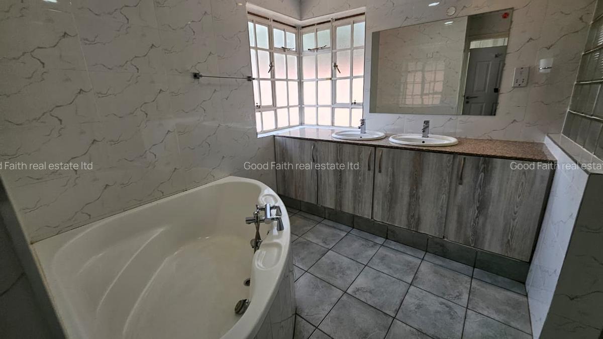 5 Bed House with En Suite in Gigiri - 15