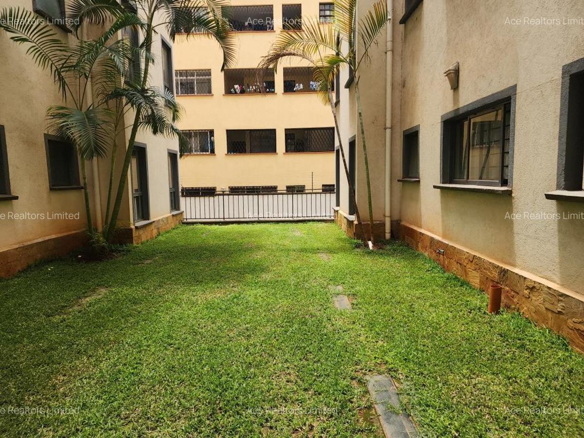 2 Bed Apartment with En Suite at Westlands - 14