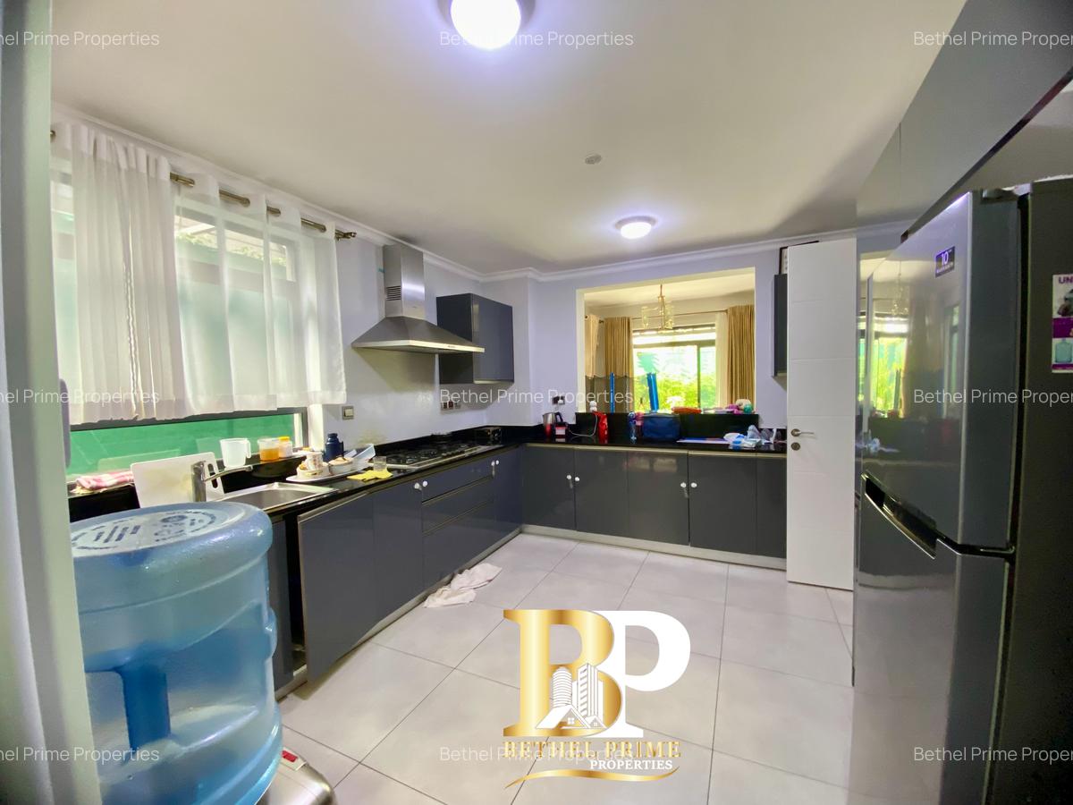 4 Bed Townhouse with En Suite in Kiambu Road - 9