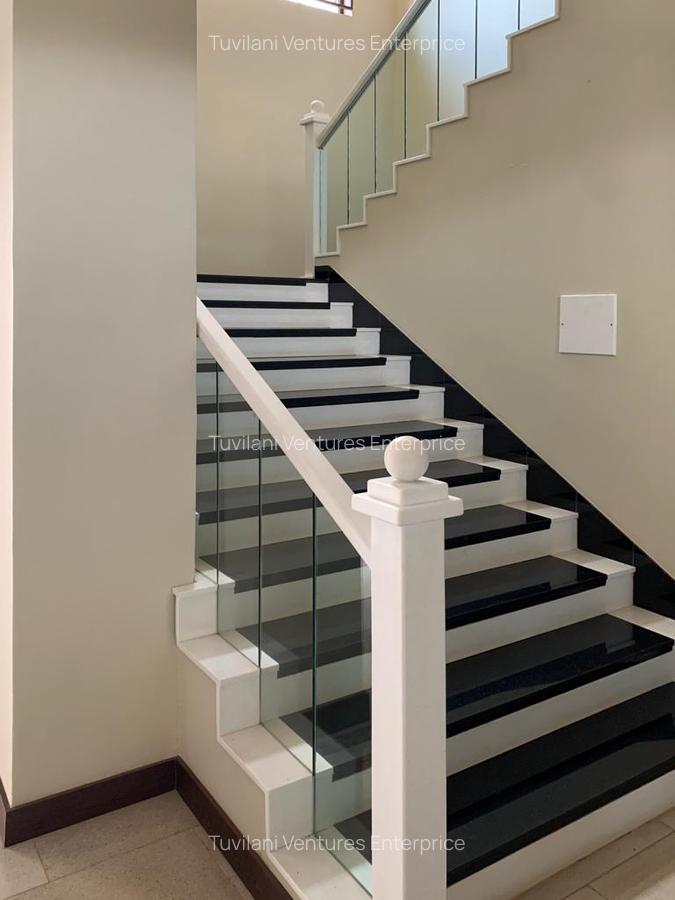 4 Bed Villa with En Suite at Nyali Mombasa - 11