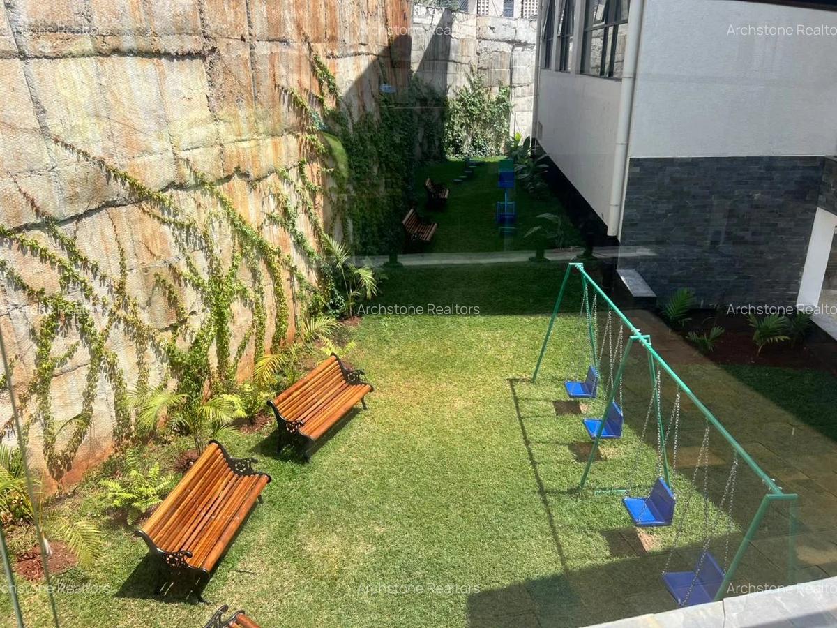 4 Bed Apartment with En Suite in Loresho - 18