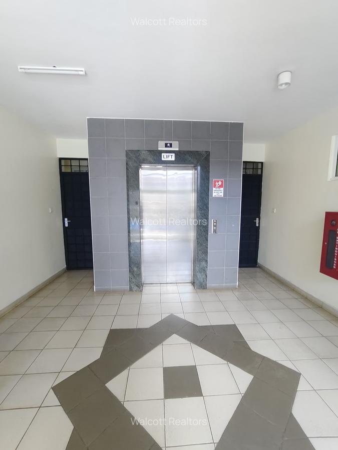 3 Bed Apartment with En Suite in Westlands Area - 14