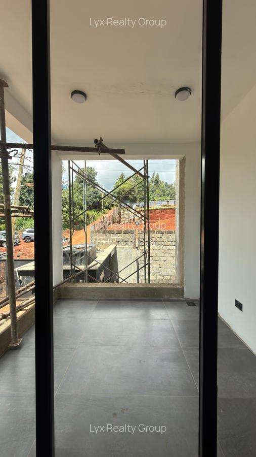 5 Bed Townhouse with En Suite in Kitisuru - 18