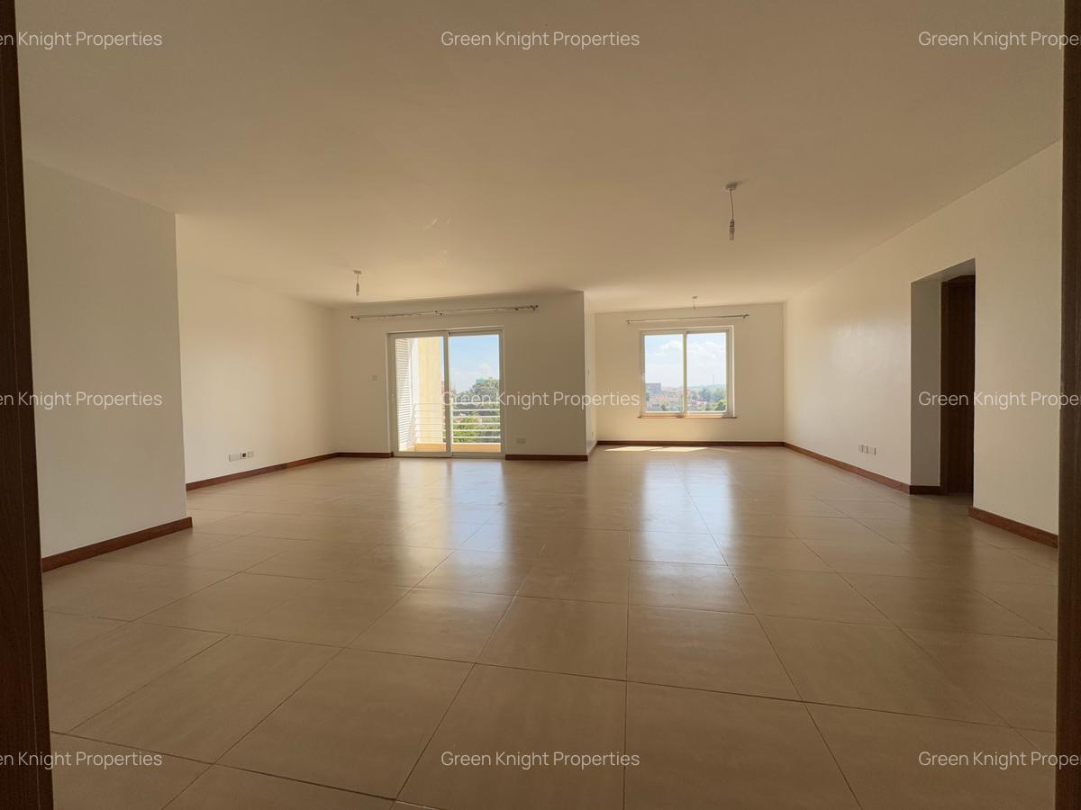 Serviced 3 Bed Apartment with En Suite in Kilimani - 10