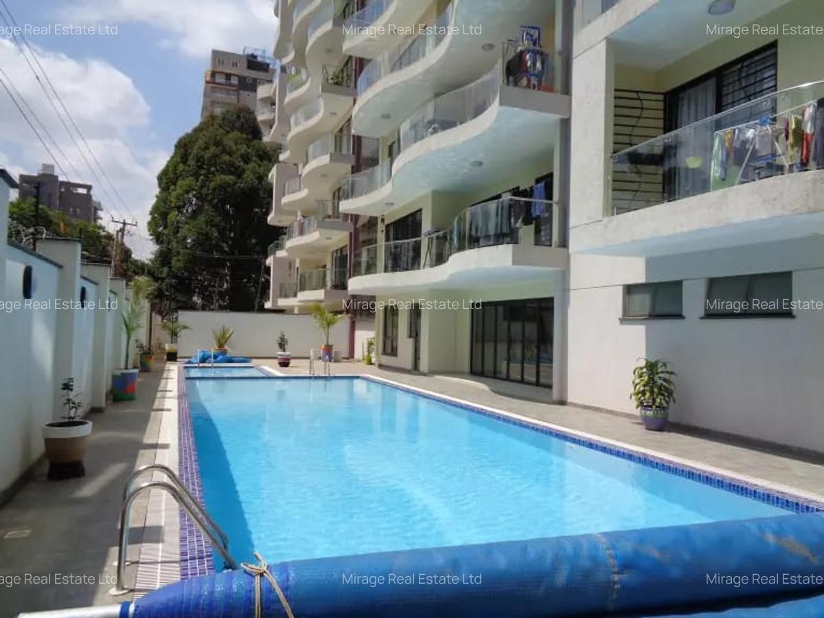 4 Bed Villa with En Suite in Westlands Area - 18