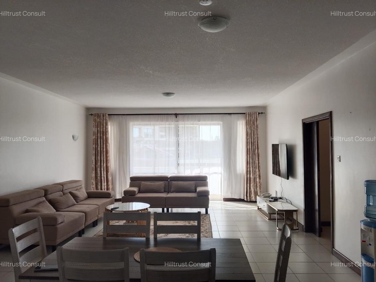 Furnished 2 Bed Apartment with En Suite in Brookside - 18