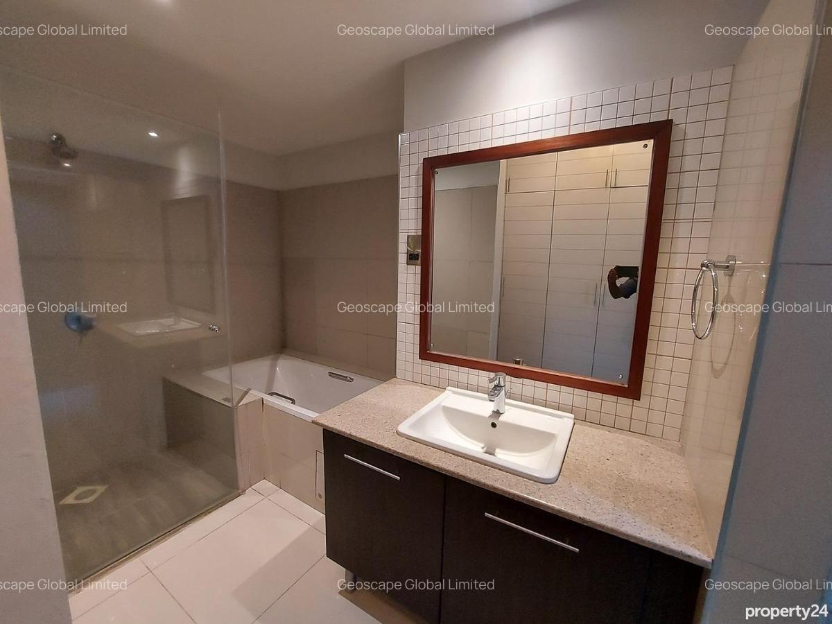 3 Bed Apartment with En Suite in Westlands Area - 19