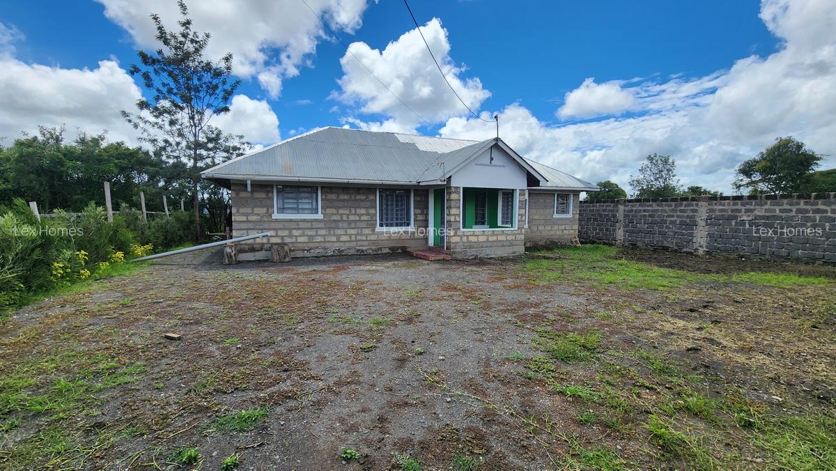 3 Bed House with En Suite at Rangau - 1
