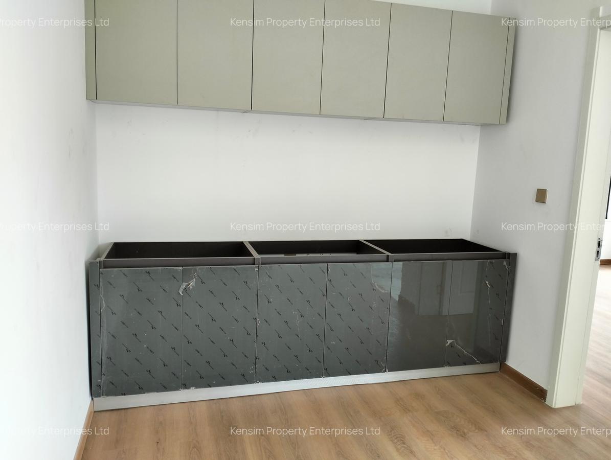 5 Bed Townhouse with En Suite in Lavington - 11