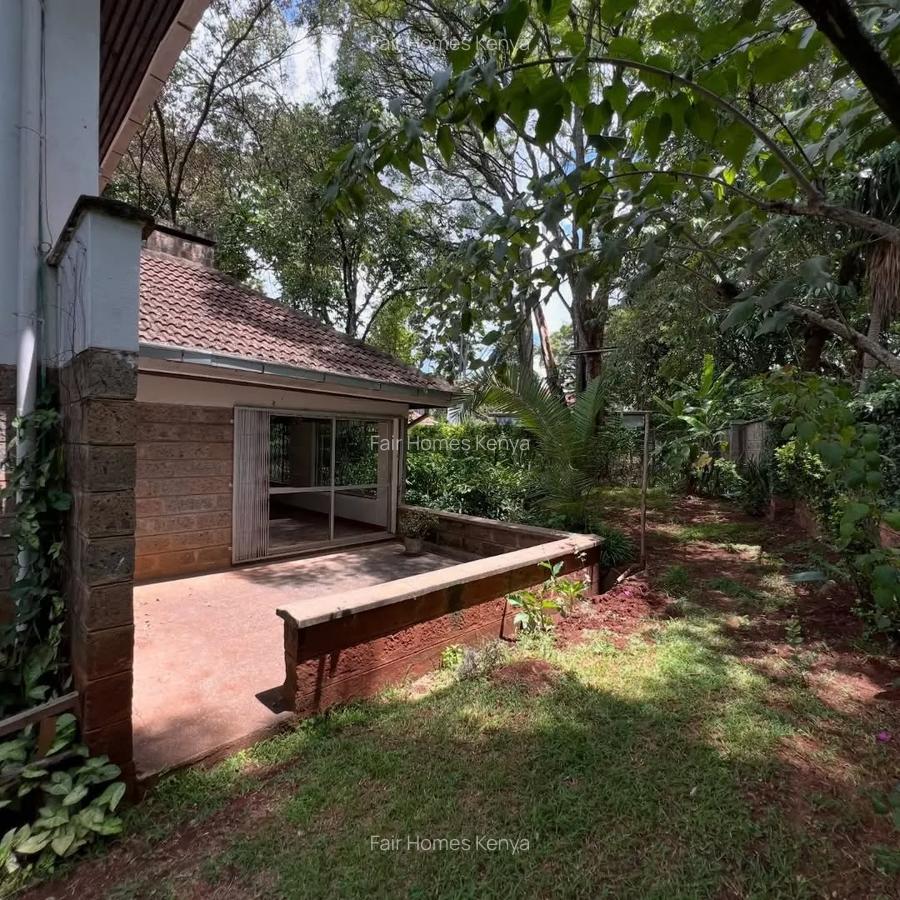 4 Bed Townhouse with En Suite at James Gichuru - 2