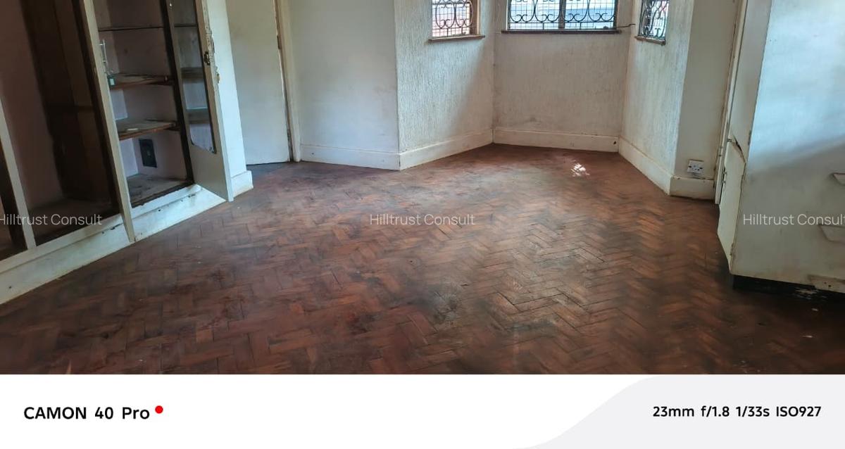 3 Bed House with En Suite in Spring Valley - 7