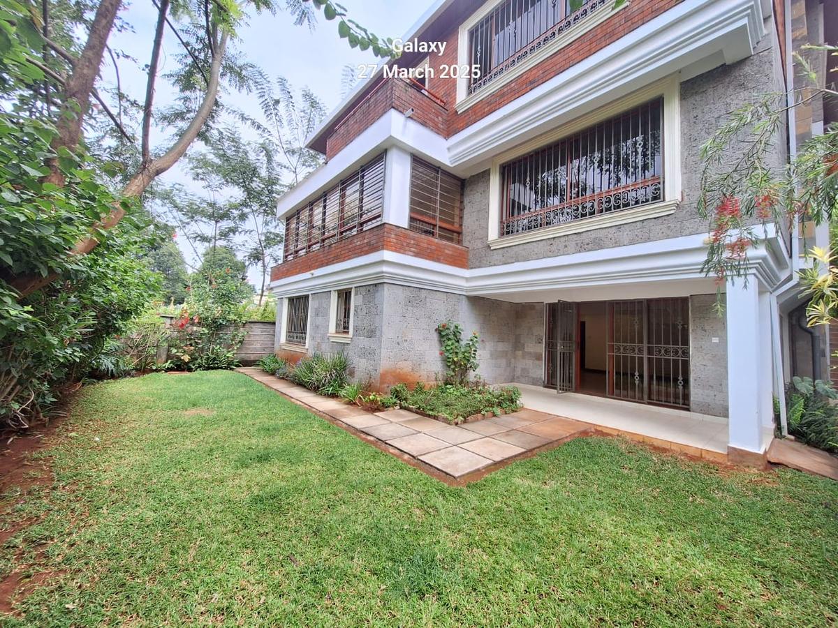 5 Bed Townhouse with En Suite at Shanzu Road - 3