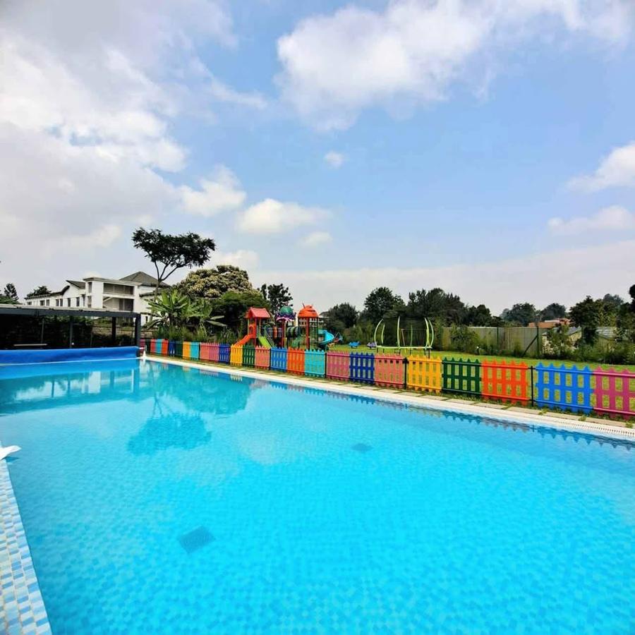 4 Bed Townhouse with En Suite at Two Rivers - 7