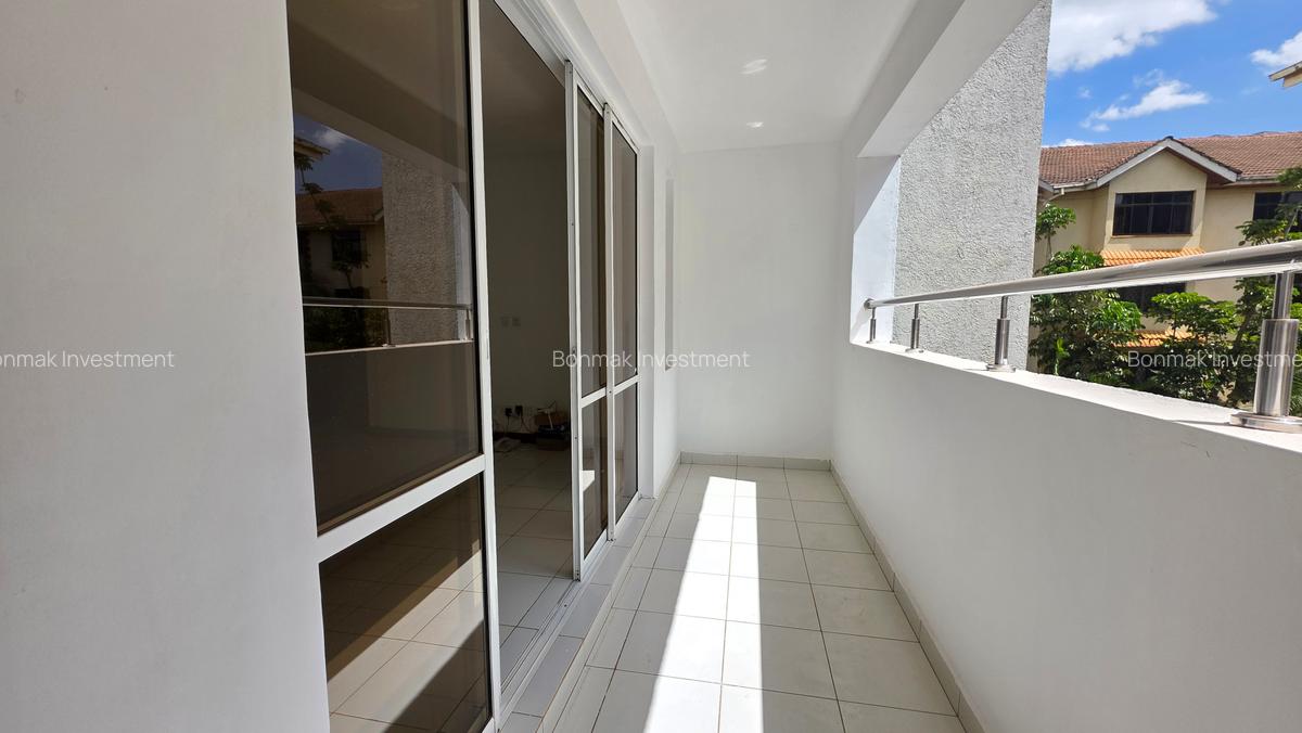 2 Bed Apartment with En Suite at Brookside Drive - 7