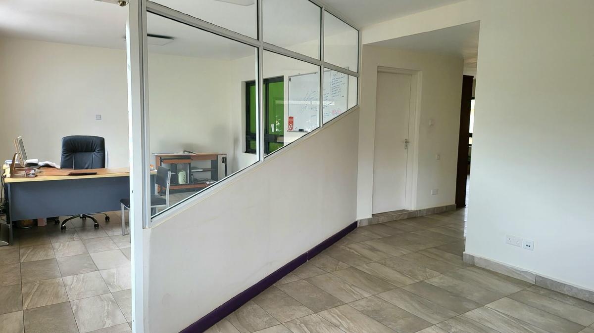 Office with Lift in Westlands Area - 5