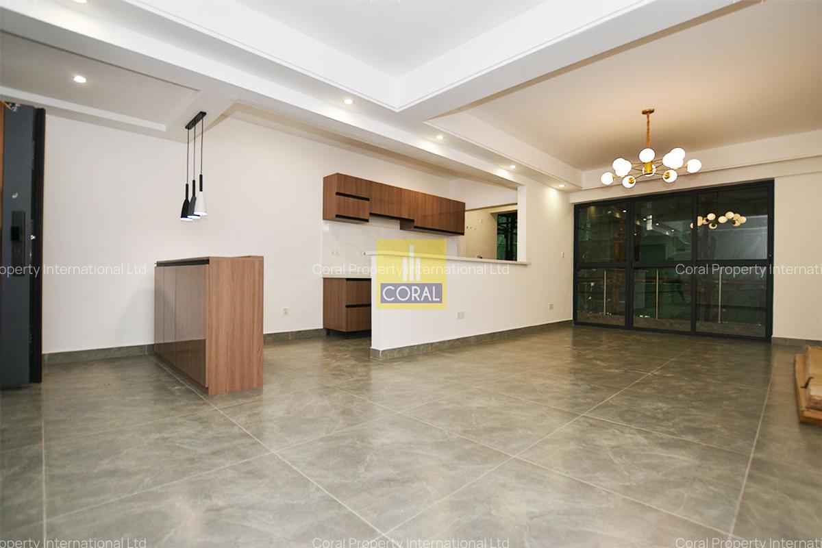 2 Bed Apartment in Riverside - 1