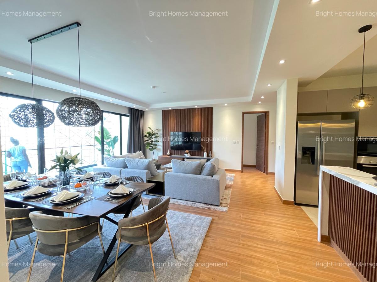 2 Bed Apartment with En Suite in Riverside - 2