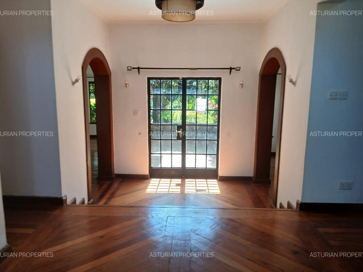 4 Bed Townhouse with En Suite in Runda - 5