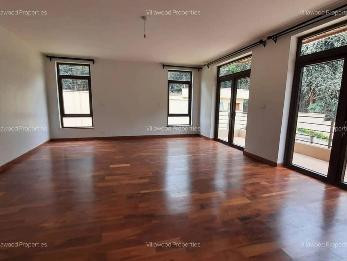 5 Bed Villa with En Suite in Lavington - 4